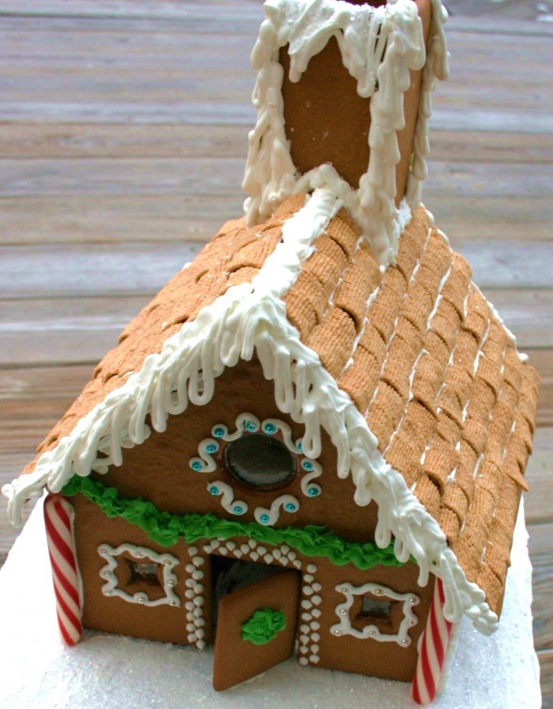 GingerbreadHouse18