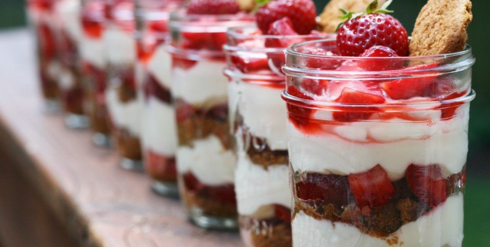 Strawberry Lemonade Cheesecake Jars